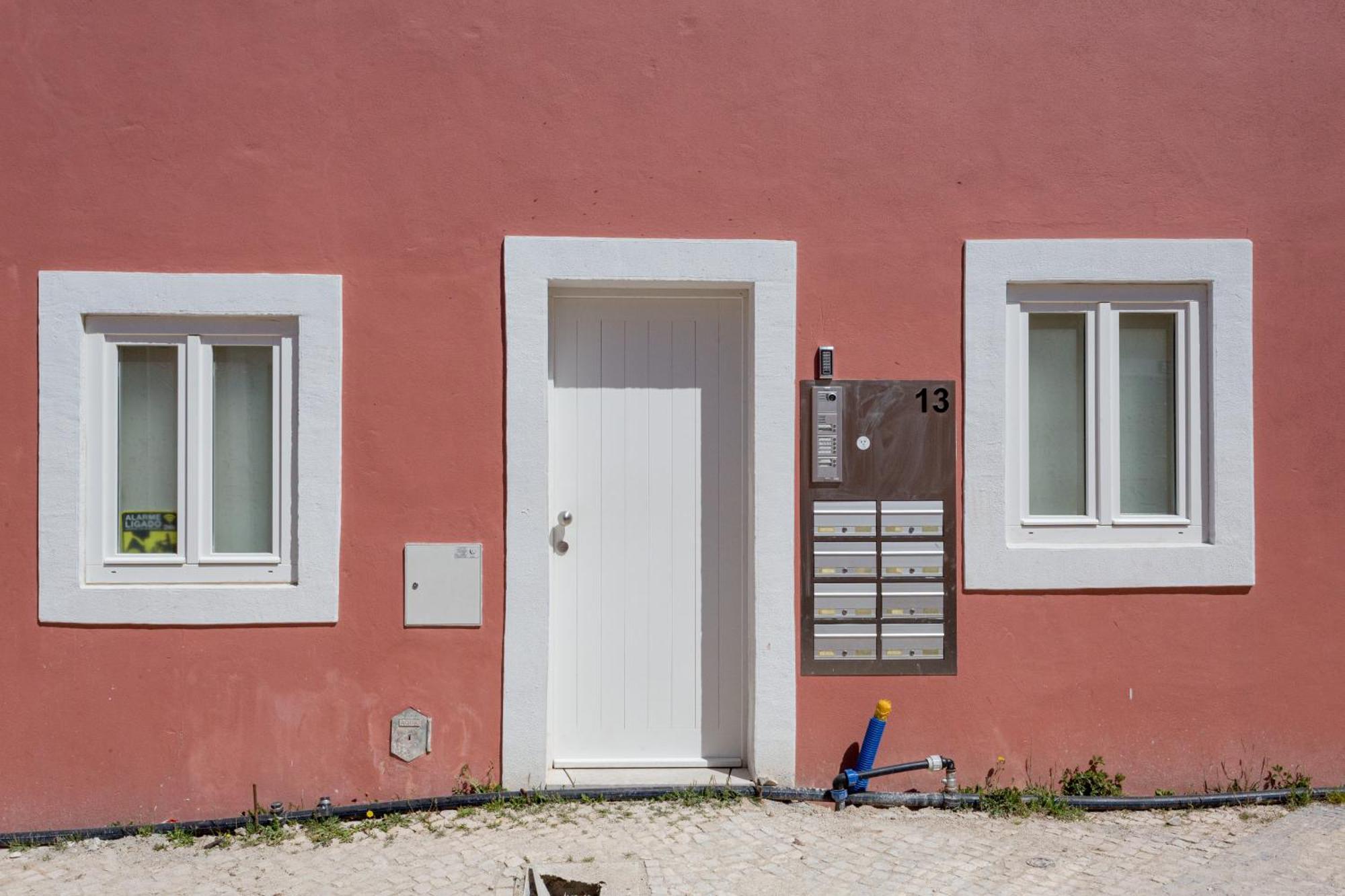 Lx Vibes Escape Lisbon